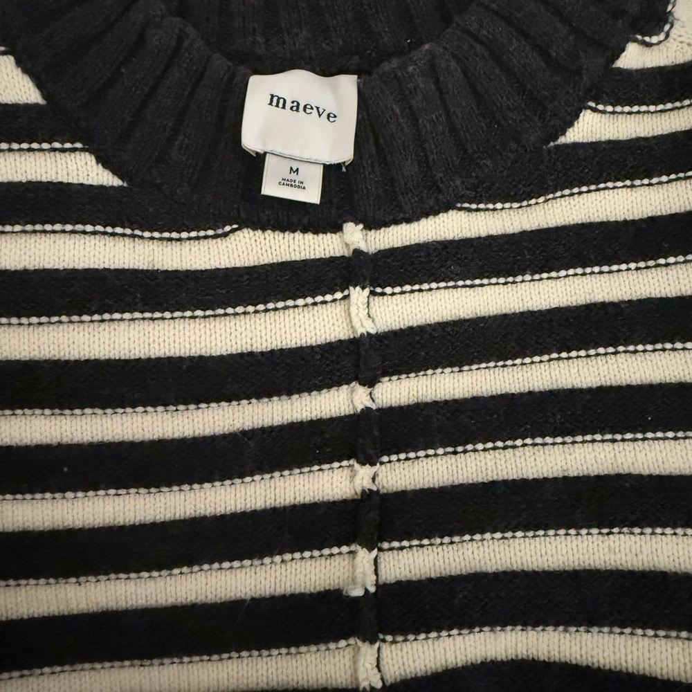 Anthropologie Maeve The Chandler Crew-Neck Relaxed Pullover Sweater. EUC. Size M - Picture 5 of 5